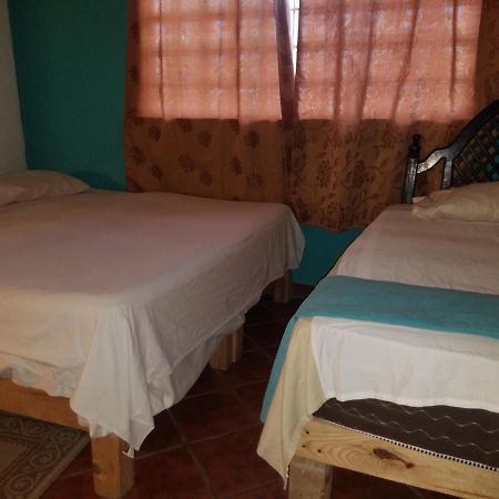 Hostal Enjoy Vallarta 19 Пуэрто-Вальярта Экстерьер фото