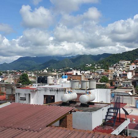 Hostal Enjoy Vallarta 19 Пуэрто-Вальярта Экстерьер фото