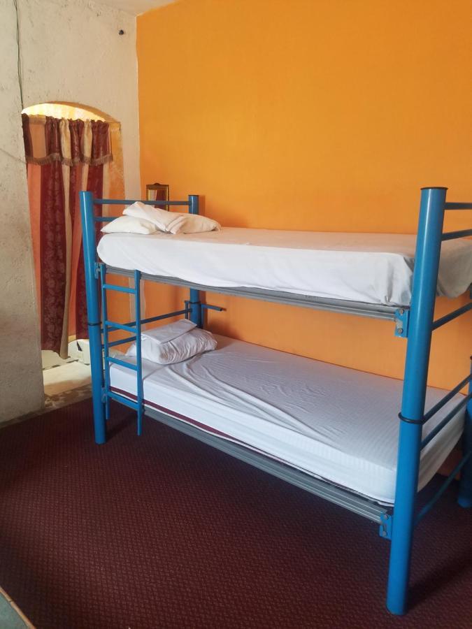 Hostal Enjoy Vallarta 19 Пуэрто-Вальярта Экстерьер фото