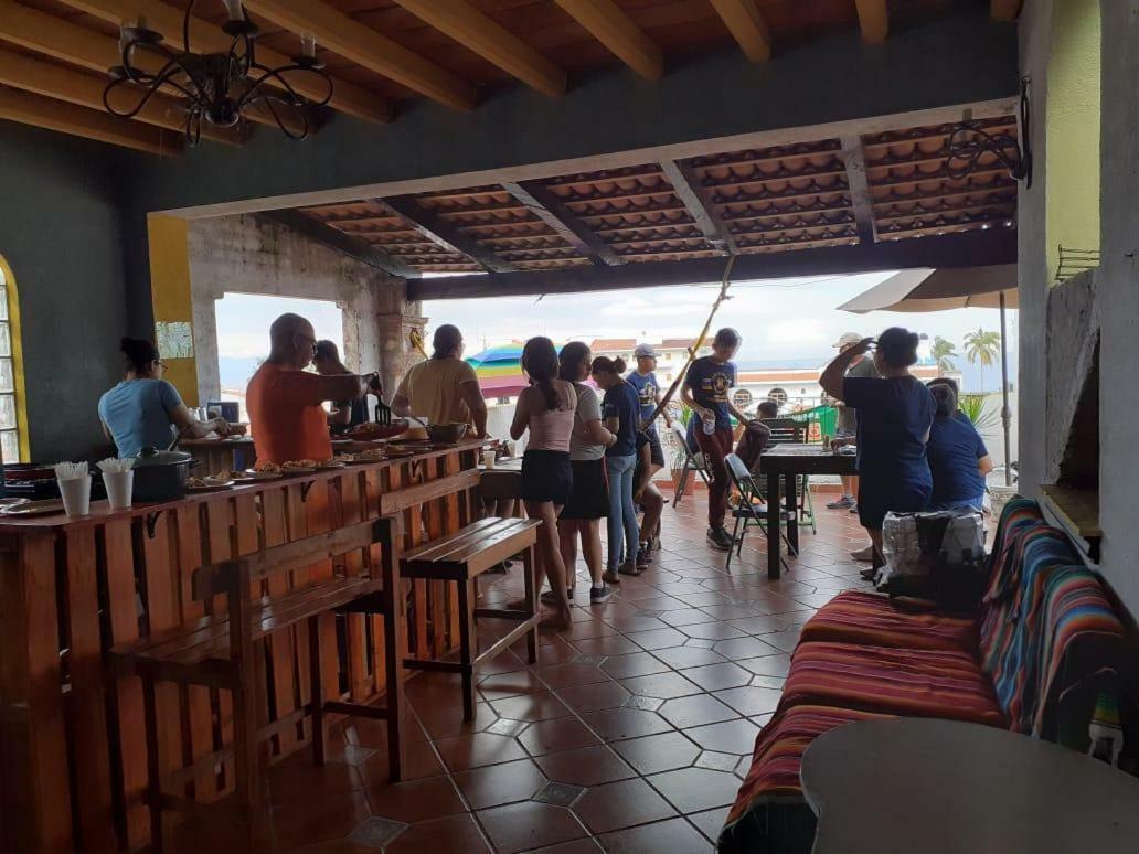 Hostal Enjoy Vallarta 19 Пуэрто-Вальярта Экстерьер фото